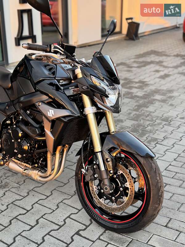 Мотоцикл Без обтікачів (Naked bike) Suzuki GSR 750 2012 в Рівному фото 15 Мотоцикл Без обтікачів (Naked bike) Suzuki GSR 750 2012 в Рівному