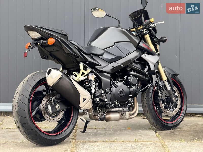 Мотоцикл Без обтекателей (Naked bike) Suzuki GSR 750 2012 в Львове фото 5 Мотоцикл Без обтекателей (Naked bike) Suzuki GSR 750 2012 в Львове