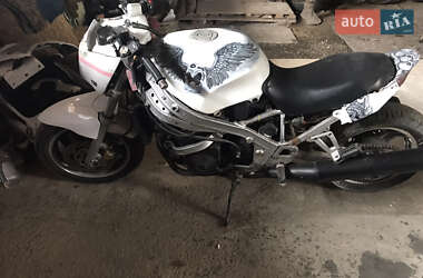 Мотоцикл Спорт-туризм Suzuki GSX 1100F 1997 в 