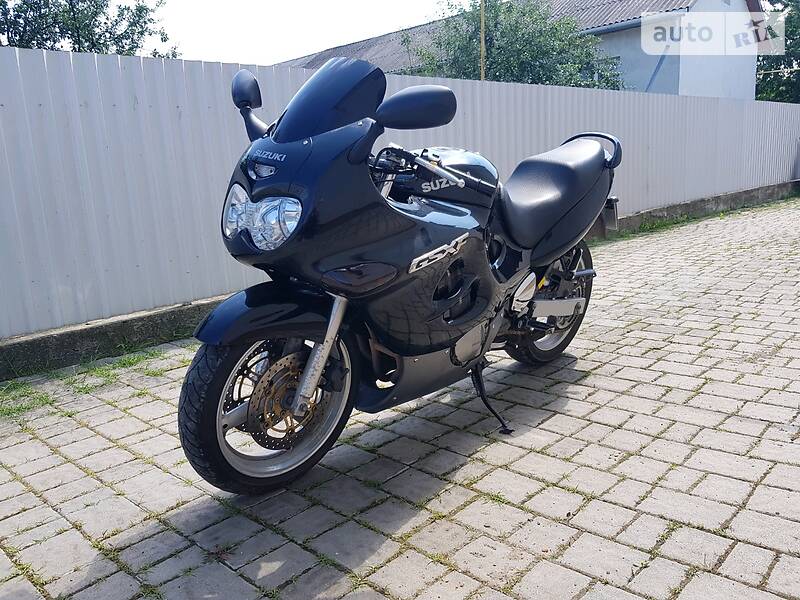 Спортбайк Suzuki GSX 1300R Hayabusa 1999 в Черновцах