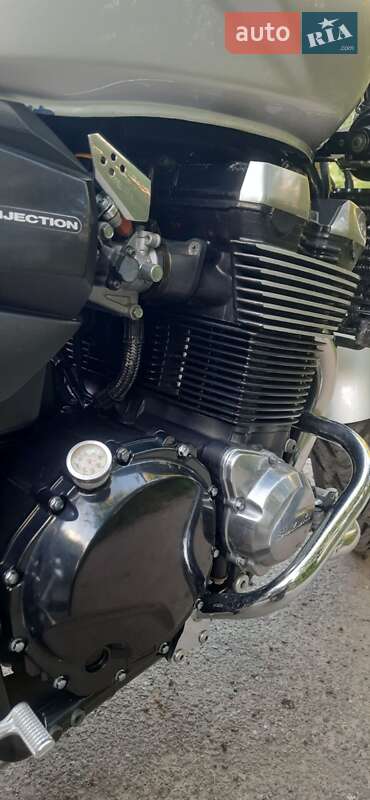 Мотоцикл Классик Suzuki GSX 1400 2003 в Крыжополе