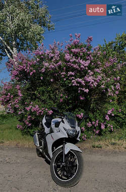 Мини спорт Suzuki GSX 250R 2018 в 