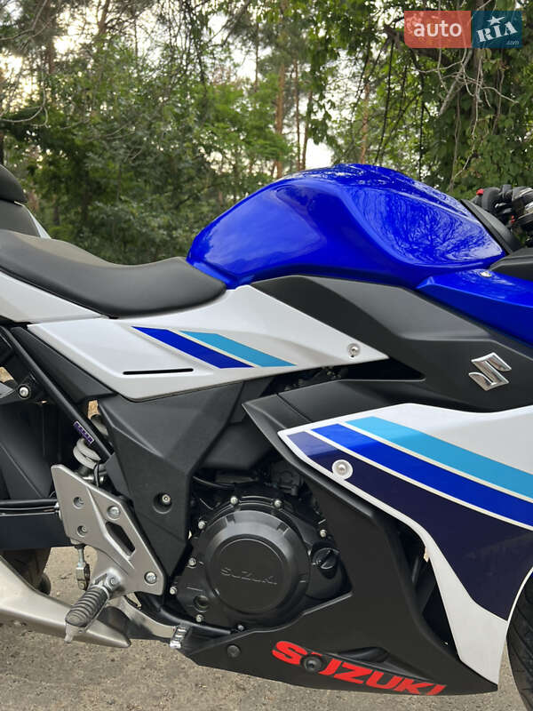 Спортбайк Suzuki GSX 250R 2017 в Киеве
