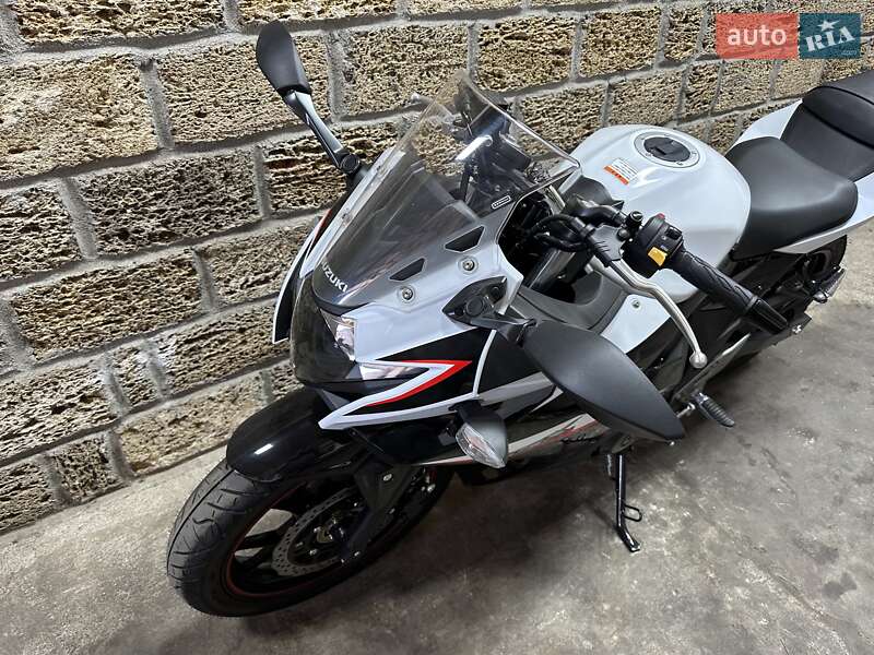 Спортбайк Suzuki GSX 250R 2023 в Одессе