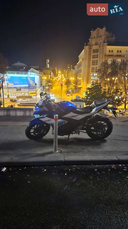 Спортбайк Suzuki GSX 250R 2017 в Киеве