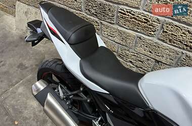 Спортбайк Suzuki GSX 250R 2023 в  фото 6 Спортбайк Suzuki GSX 250R 2023 в