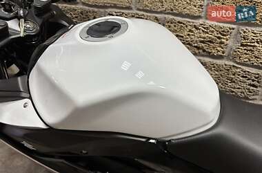 Спортбайк Suzuki GSX 250R 2023 в  фото 12 Спортбайк Suzuki GSX 250R 2023 в