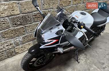 Спортбайк Suzuki GSX 250R 2023 в  фото 15 Спортбайк Suzuki GSX 250R 2023 в
