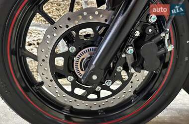 Спортбайк Suzuki GSX 250R 2023 в  фото 17 Спортбайк Suzuki GSX 250R 2023 в