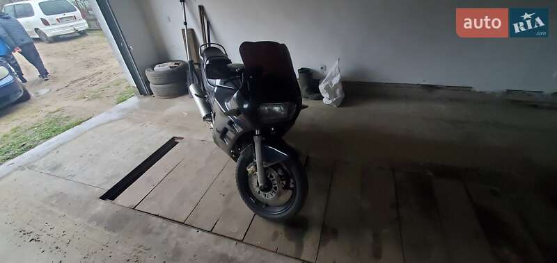 Вантажні моторолери, мотоцикли, скутери, мопеди Suzuki GSX 600F 1996 в Яворові