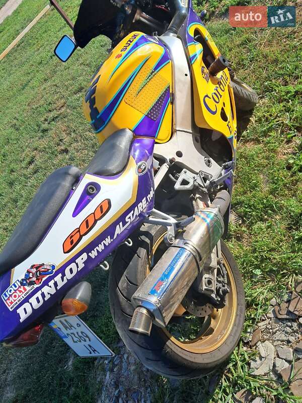 Спортбайк Suzuki GSX 600F 2000 в Обухове