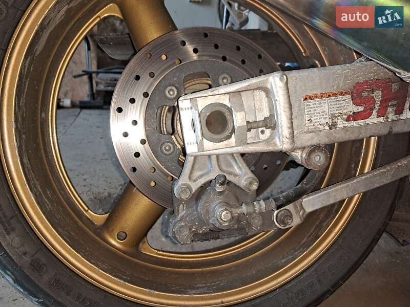 Спортбайк Suzuki GSX 600F 2000 в Обухове