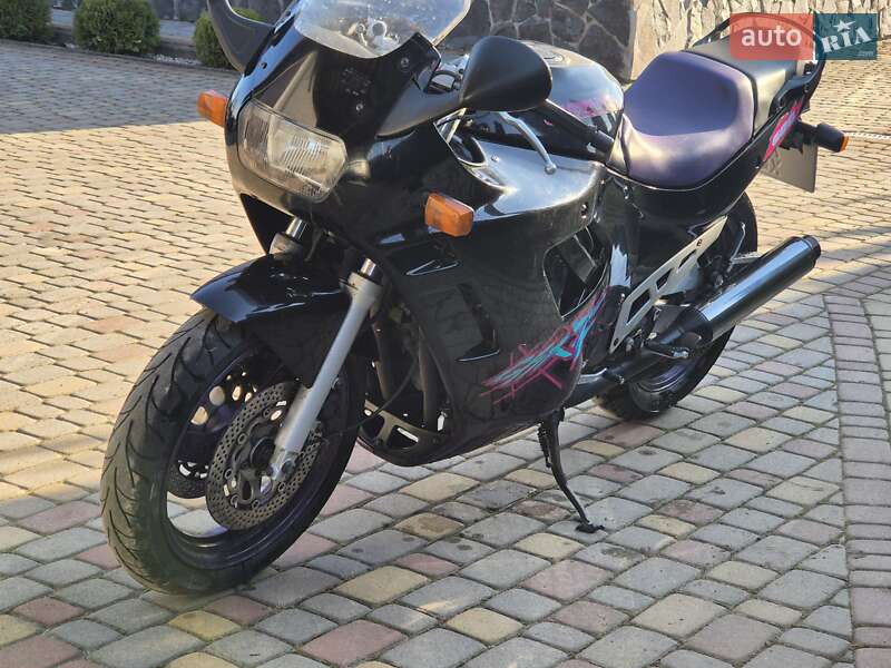 Мотоциклы Suzuki GSX 600F 1994 в Стрые