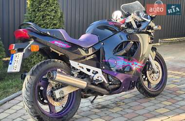 Мотоциклы Suzuki GSX 600F 1994 в 