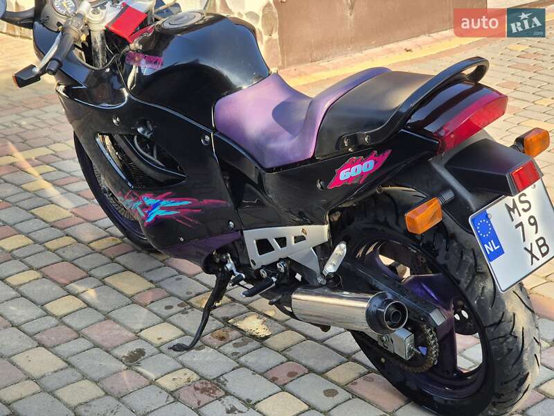 Мотоциклы Suzuki GSX 600F 1994 в Стрые