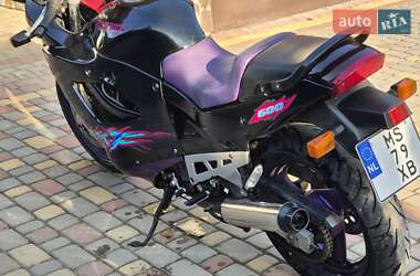 Мотоциклы Suzuki GSX 600F 1994 в 