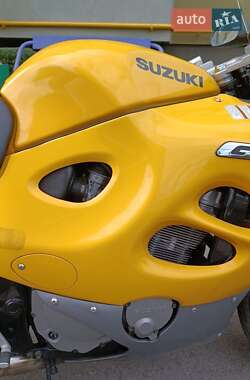Мотоцикл Спорт-туризм Suzuki GSX 600F 2000 в 