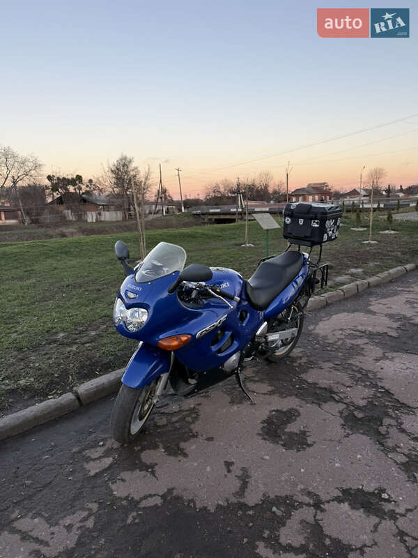 Мотоцикл Спорт-туризм Suzuki GSX 600F 1998 в Сумах фото 2 Мотоцикл Спорт-туризм Suzuki GSX 600F 1998 в Сумах