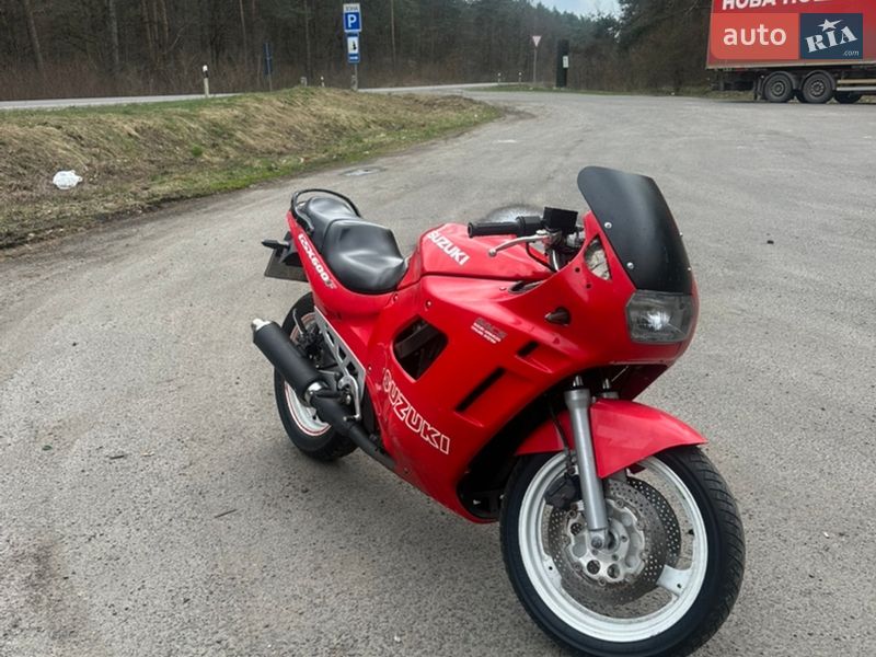 Мотоцикл Спорт-туризм Suzuki GSX 600F 1991 в Великих Мостах