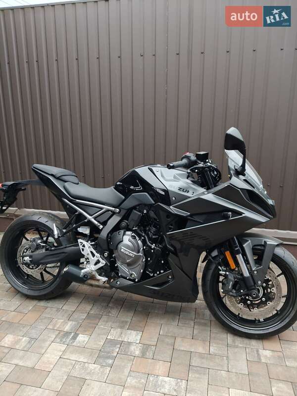 Спортбайк Suzuki GSX 8R 2023 в Білогородці фото 8 Спортбайк Suzuki GSX 8R 2023 в Білогородці