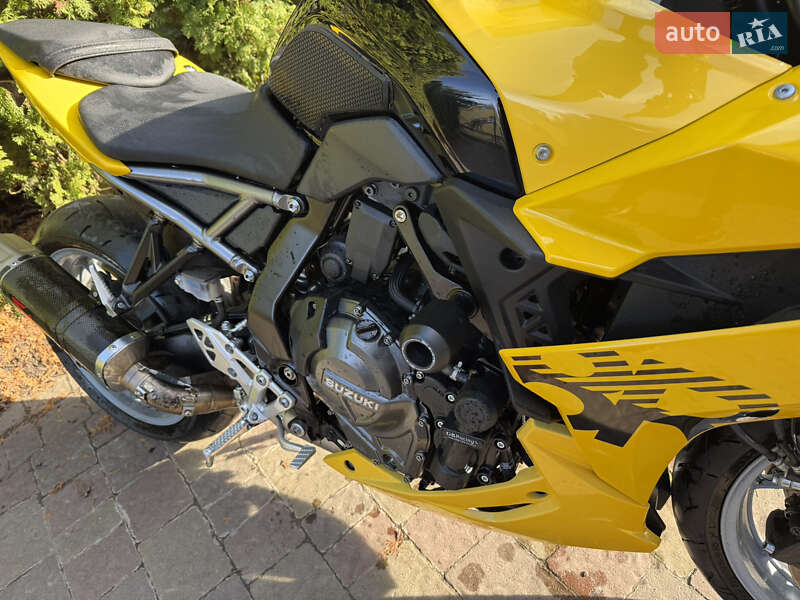 Спортбайк Suzuki GSX 8R 2024 в Тернополе