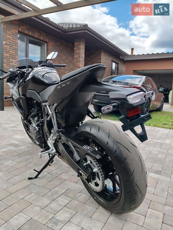 Спортбайк Suzuki GSX 8S 2023 в Білогородці фото 6 Спортбайк Suzuki GSX 8S 2023 в Білогородці