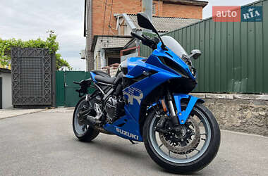 Спортбайк Suzuki GSX 8S 2024 в 