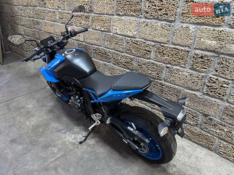 Мотоцикл Без обтекателей (Naked bike) Suzuki GSX 8S 2024 в Одессе фото 6 Мотоцикл Без обтекателей (Naked bike) Suzuki GSX 8S 2024 в Одессе