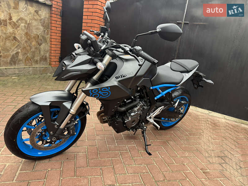 Мотоцикл Без обтекателей (Naked bike) Suzuki GSX 8S 2024 в Сновске