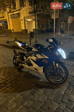 Спортбайк Suzuki GSX-R 1000 2005 в 