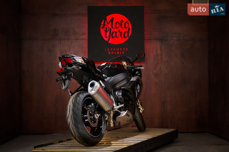 Спортбайк Suzuki GSX-R 1000 2014 в Днепре