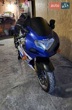 Спортбайк Suzuki GSX-R 1000 2001 в Славянске