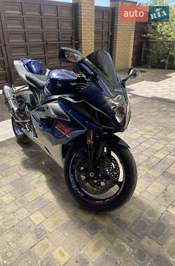 Спортбайк Suzuki GSX-R 1000 2006 в 