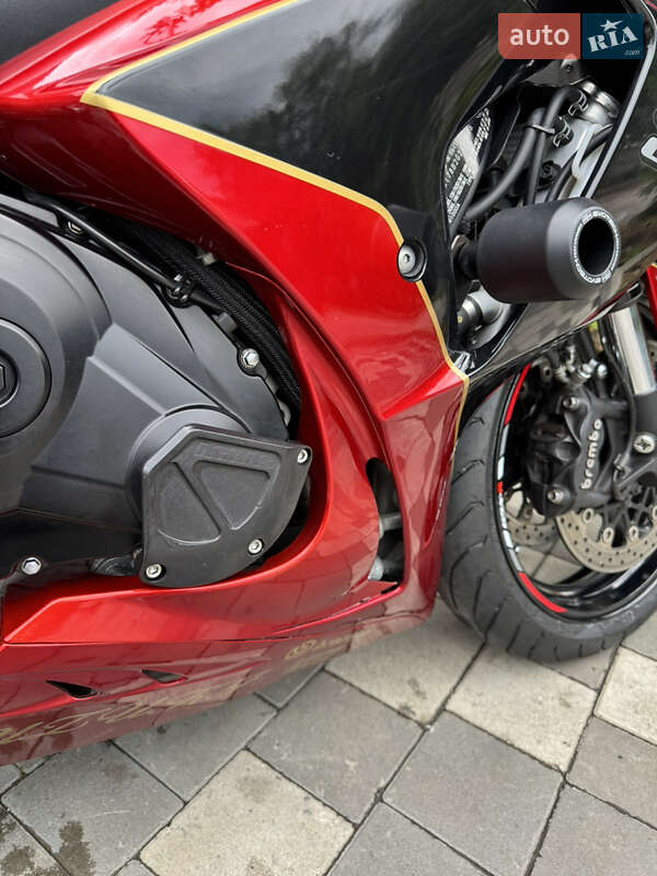 Спортбайк Suzuki GSX-R 1000 2015 в Дніпрі