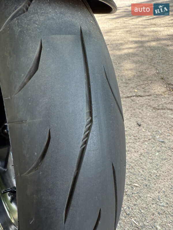 Спортбайк Suzuki GSX-R 1000 2004 в Киеве