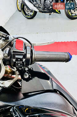 Спортбайк Suzuki GSX-R 1000 2008 в 