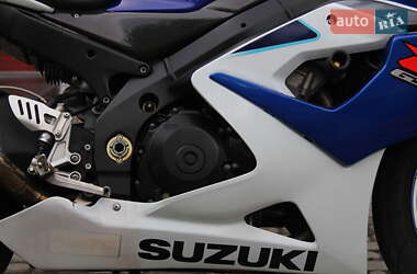 Спортбайк Suzuki GSX-R 1000 2006 в 