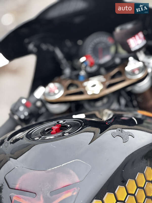 Спортбайк Suzuki GSX-R 1000 2006 в Пирятині