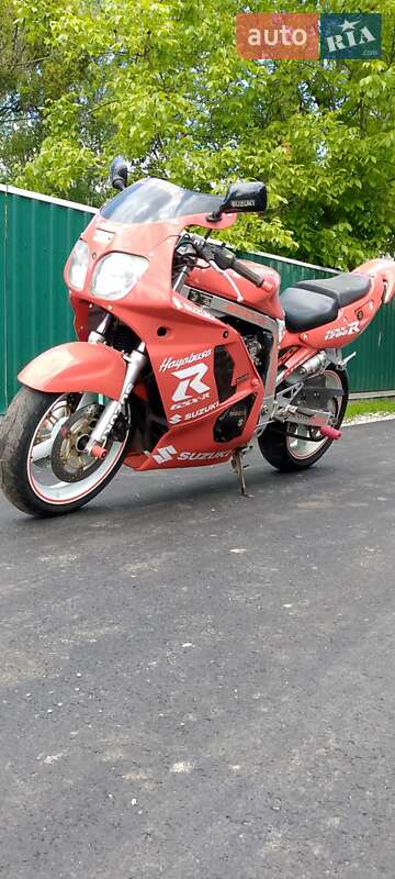 Спортбайк Suzuki GSX-R 1100 1998 в Білій Церкві фото 4 Спортбайк Suzuki GSX-R 1100 1998 в Білій Церкві