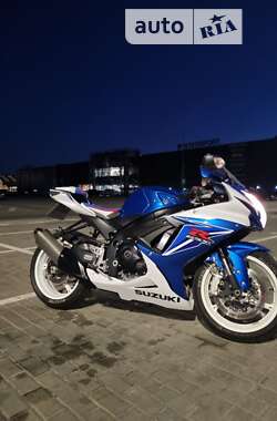 Спортбайк Suzuki GSX-R 600 2013 в Києві