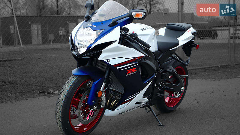 Мотоцикл Классік Suzuki GSX-R 600 2025 в 