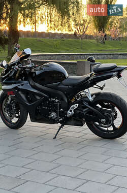 Мотоцикл Багатоцільовий (All-round) Suzuki GSX-R 600 2007 в 