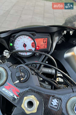 Мотоцикл Багатоцільовий (All-round) Suzuki GSX-R 600 2007 в 