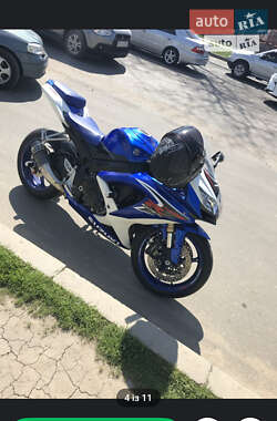 Спортбайк Suzuki GSX-R 600 2006 в 