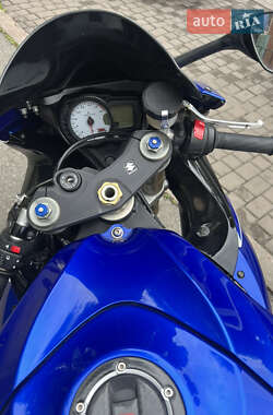 Спортбайк Suzuki GSX-R 600 2007 в 