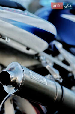 Спортбайк Suzuki GSX-R 600 2003 в 