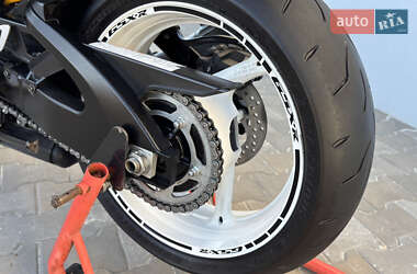 Спортбайк Suzuki GSX-R 600 2008 в 