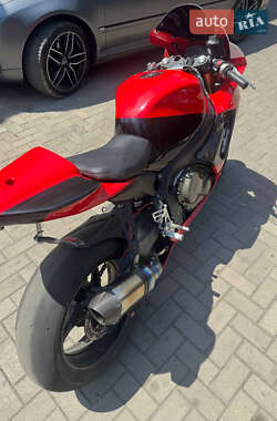 Спортбайк Suzuki GSX-R 600 2012 в 