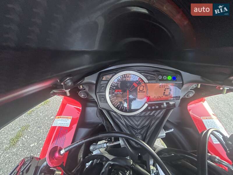 Спортбайк Suzuki GSX-R 600 2012 в Киеве
