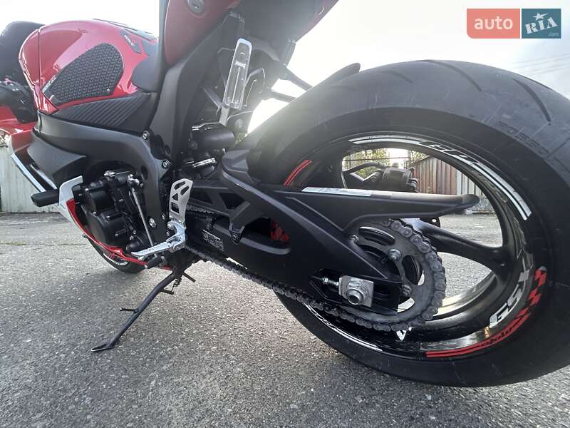 Спортбайк Suzuki GSX-R 600 2012 в Киеве
